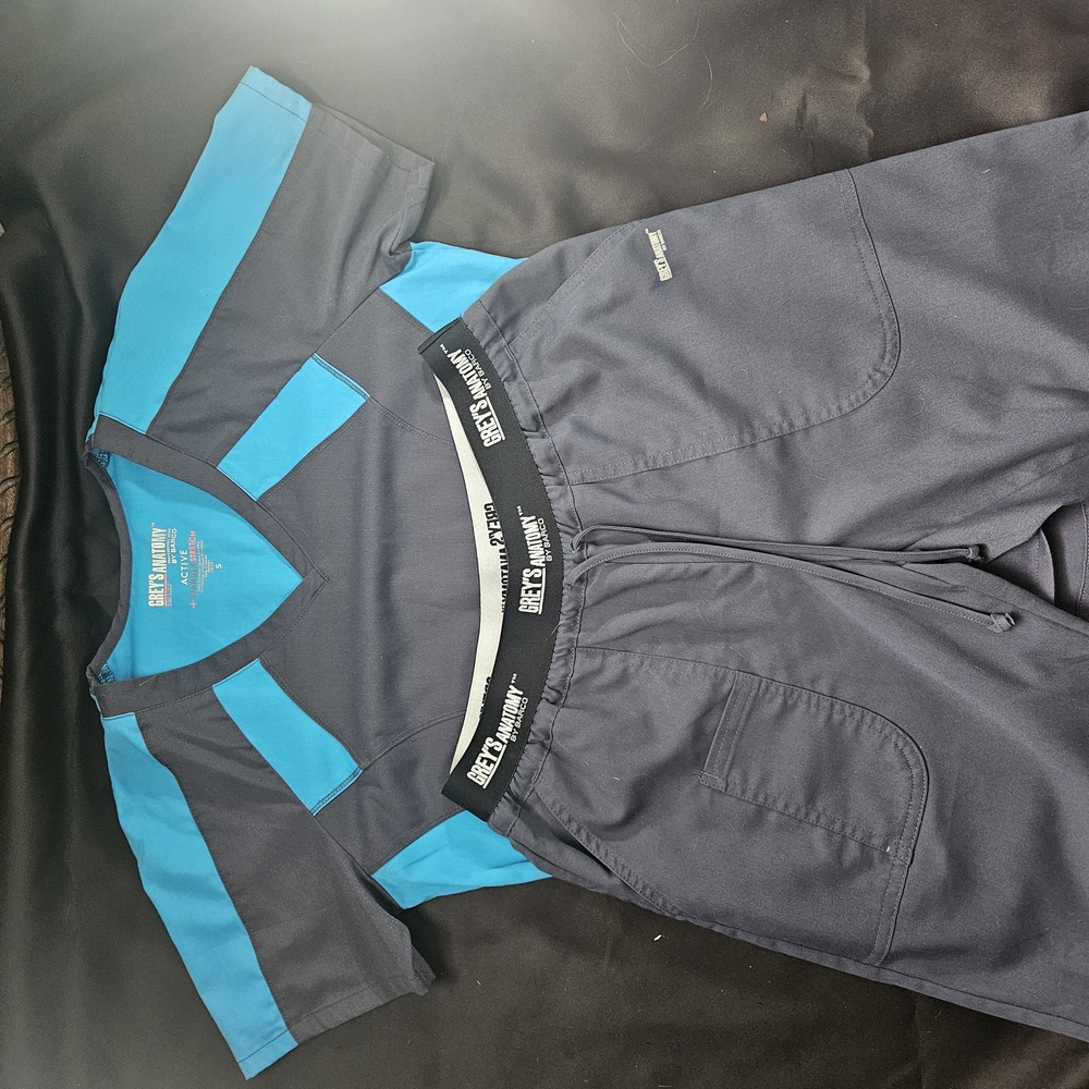 Grey's Anatomy Navy and Teal Scrub Set